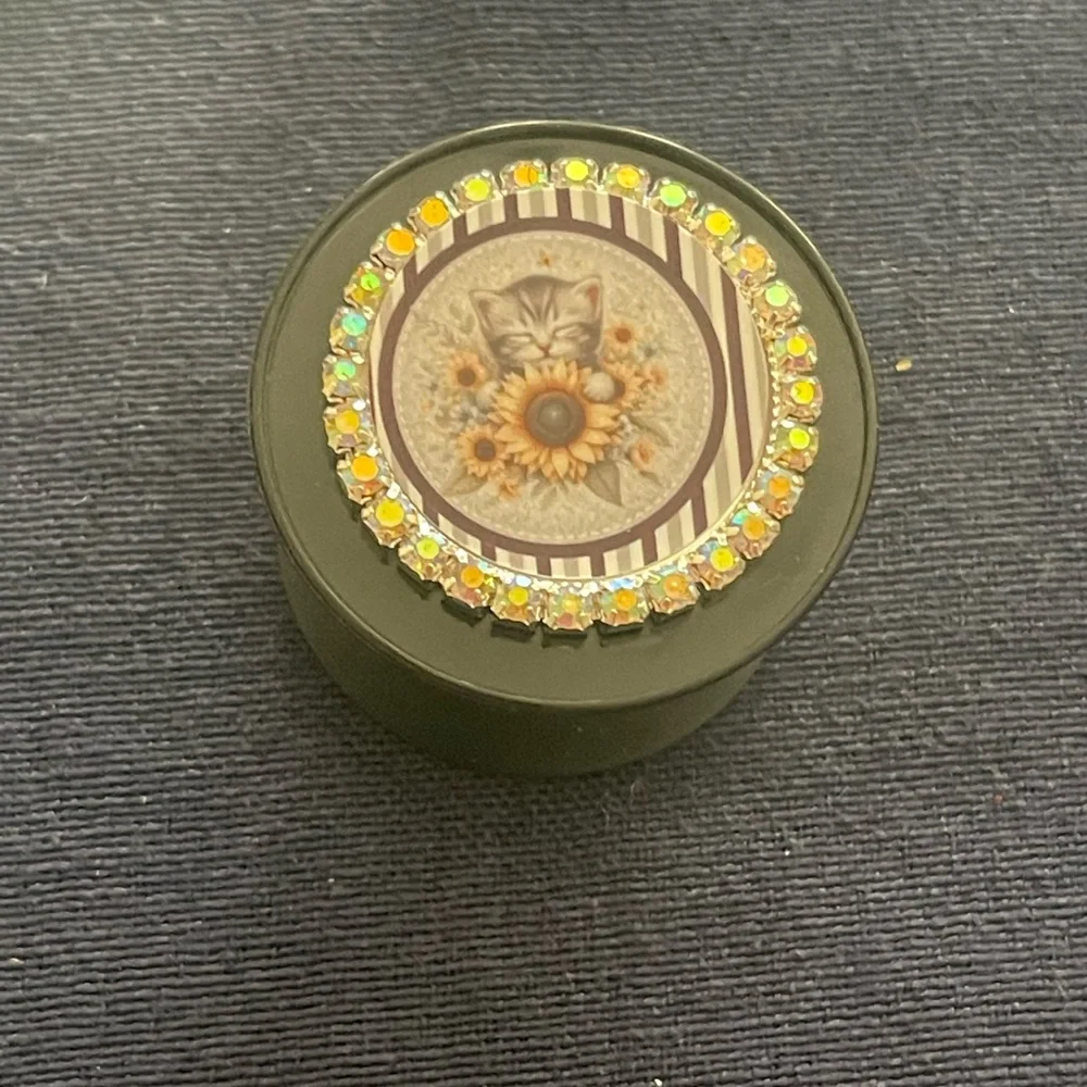 Decorative Green cat phone accessory with Sunflower Design